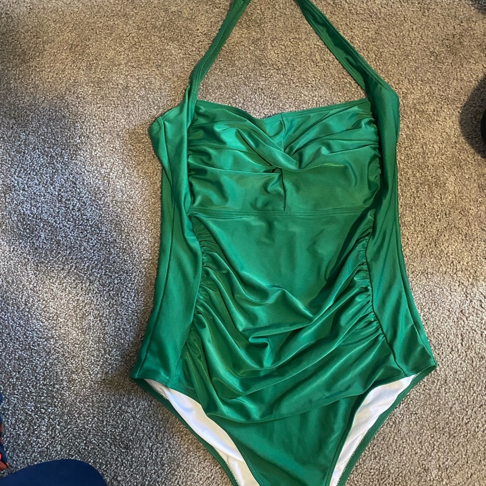 One pice swim suit